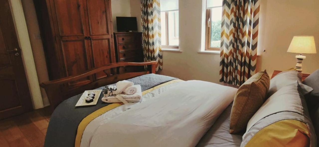 פוקספורד 'Kealan' Luxury Double Room מראה חיצוני תמונה